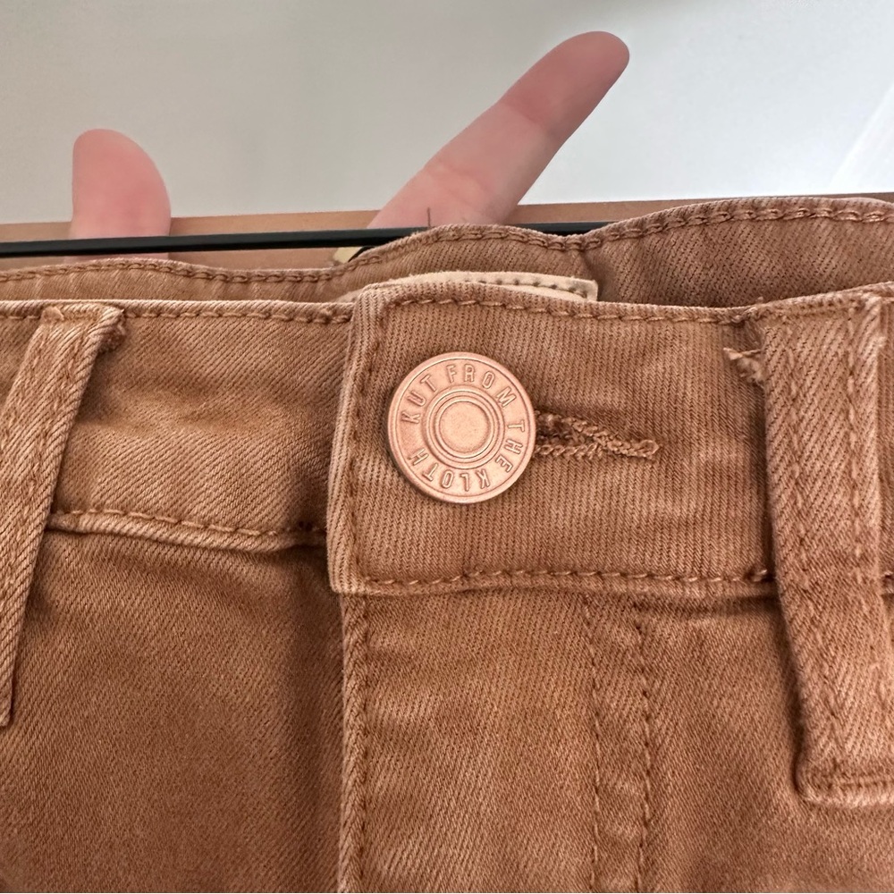 Kut from the Kloth (0) High Rise Mom Jeans in Camel Colored Denim- Zip, Standard - Picture 4 of 10